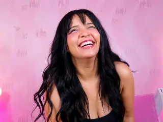 InnocenthaZel  live sex cam