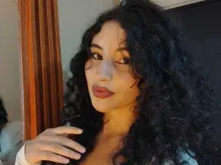 DesireLoah  live sex cam