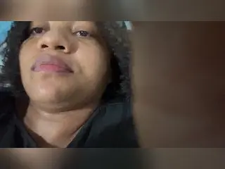 BendisLinda  live sex cam