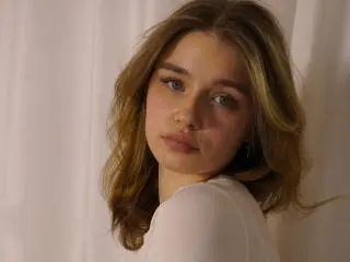 JennyOsmun  live sex cam