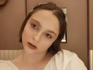 SheaDeslauriers  live sex cam