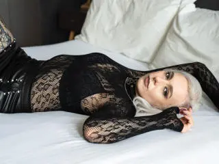VelvetTanne  live sex cam