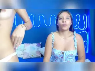FarianaKathyKaren  live sex cam