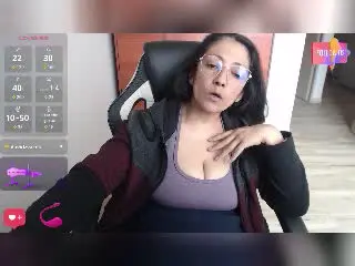 SexyLatinMadura  live sex cam