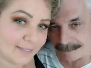WildLatinCouple  live sex cam