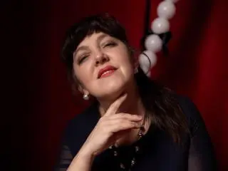 IllusionGold  live sex cam