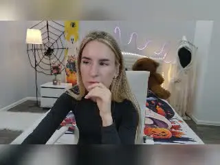 LaymaBlast  live sex cam