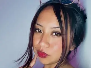 Emmilyy69  live sex cam