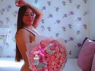 BelletinaXx  live sex cam