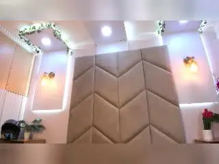 AzhunaStar  live sex cam