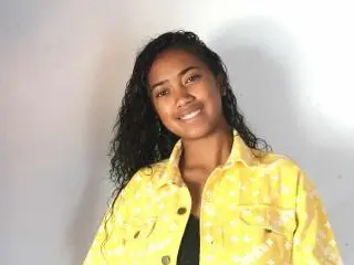 Enielah  live sex cam