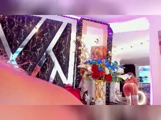 ObedientAndSexy  live sex cam