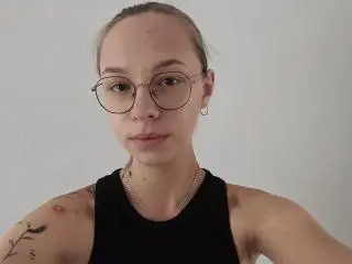 SteshaGlass  live sex cam