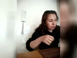 AdelaShery  live sex cam