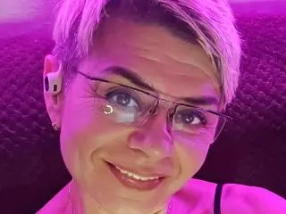 FentaziMelody  live sex cam