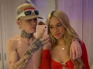 IceCumHot  live sex cam
