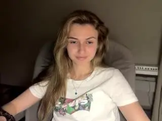 SalinaLabauve  live sex cam