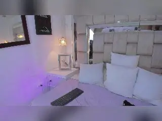 LizzyMarhall69  live sex cam