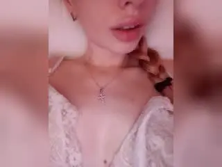 ElzaKomx  live sex cam