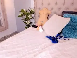 StefanySanchez  live sex cam