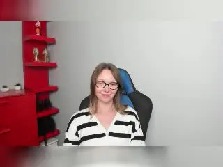 QueenZoe  live sex cam