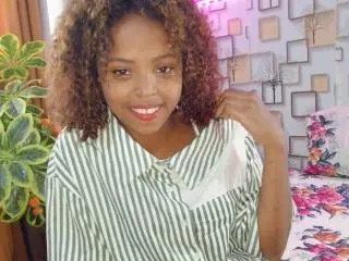 Nerina  live sex cam