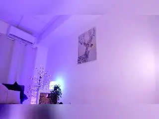DivineMadness  live sex cam