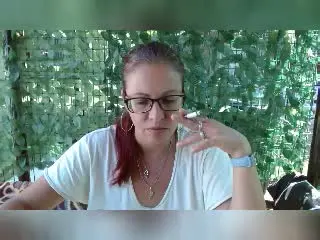 LadyHellena  live sex cam