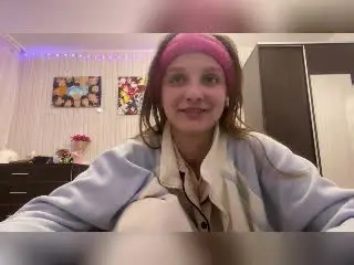 AdrianneEllinger  live sex cam