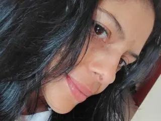 HoneySasha  live sex cam