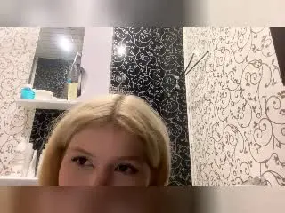 DelphineHambleton  live sex cam