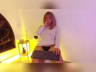 Ilaynna  live sex cam