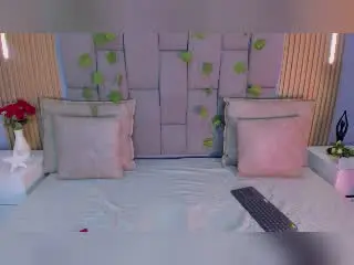 ValeriaRoseT  live sex cam