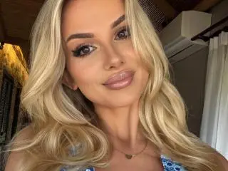 CorneliaDesire  live sex cam