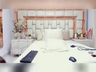 KendraMiler  live sex cam