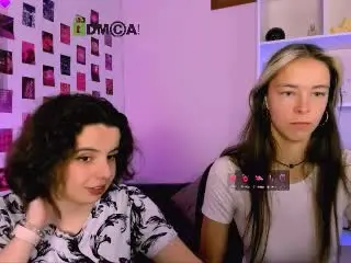 LiaOneMia  live sex cam