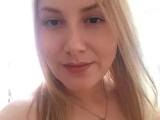 HanterHellen  live sex cam