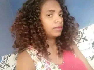 BelleHott69  live sex cam