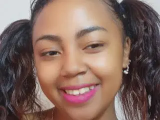 MaliciaQueen  live sex cam