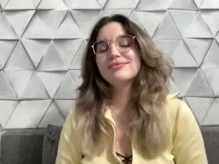 LiannaAh  live sex cam