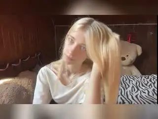 LuciTisue  live sex cam