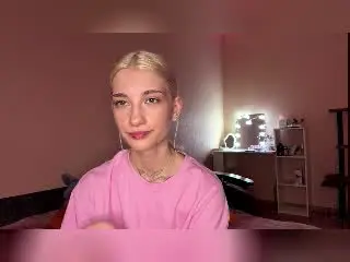 LuciTisue  live sex cam