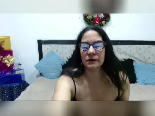 RoraimAnaggie  live sex cam