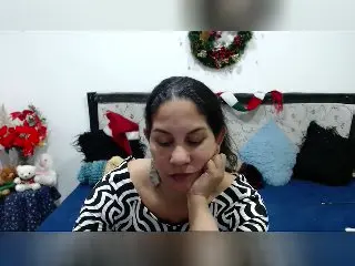 RoraimAnaggie  live sex cam