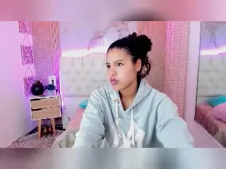 AriaVega  live sex cam