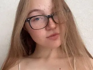 ArrinaWair  live sex cam