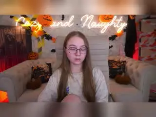 ArrinaWair  live sex cam