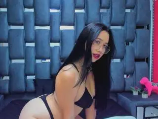 DakotaGauthier  live sex cam