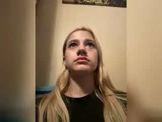 Twiksi  live sex cam