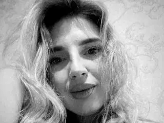 CharlineGusty  live sex cam